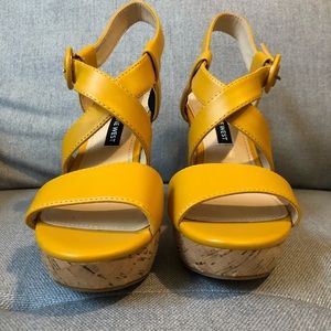 Nine West wedges size 5.5